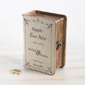 Boîte à bagues personnalisée - Boîte au porteur d'alliances rustique, boîte à propositions Happily Ever After, porte-bague de fiançailles personnalisé, cadeau pour elle