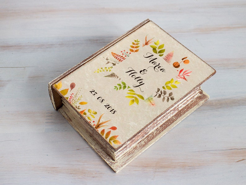 Autumn Wedding ring box Personalized ring box Custom Ring bearer box Fall Wreath box Woodland wedding Nature wedding Engagement ring box