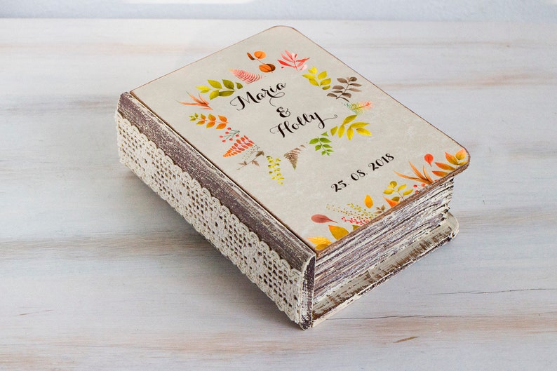 Autumn Wedding ring box Personalized ring box Custom Ring bearer box Fall Wreath box Woodland wedding Nature wedding Engagement ring box