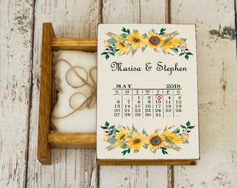 Sunflowers wedding ring box, Save the Date Wedding Box, Personalized Ring Bearer Box, Wedding Box with Calendar, Custom Ring Holder Book box