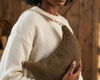 Crescent Crossbody Bag Sewing Pattern - Half Moon Sling & Hobo Shoulder Bag PDF - Two Sizes Included - Detailed Photo , Video Tutorial