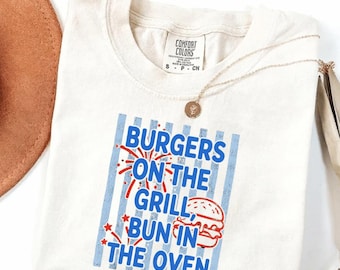 Koszulka z nadrukiem "Buggers on the Grill" w paski Daisy w piekarniku, zabawny prezent z okazji ujawnienia ciąży, koszulka z grafiką BBQ