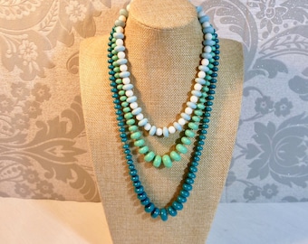 Trío de collares de cuentas vintage de los años 60: verde moderno y azul