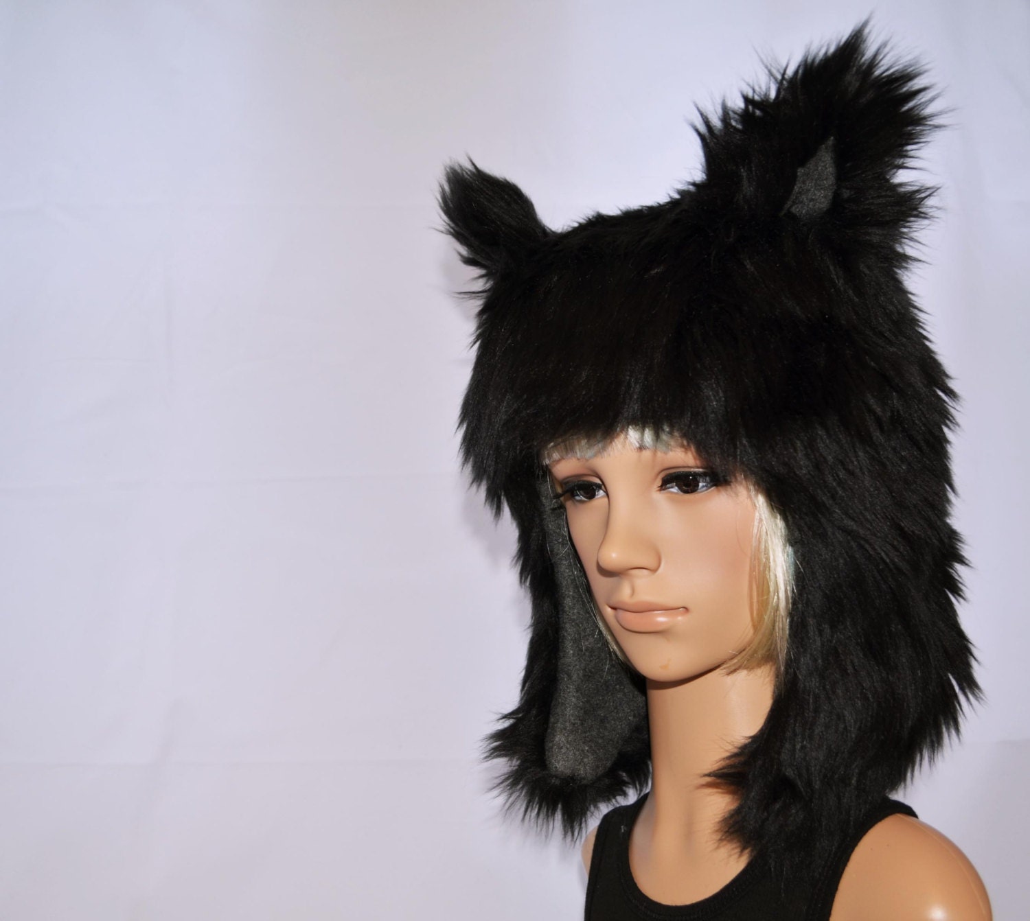 Black wolf fur deals hat