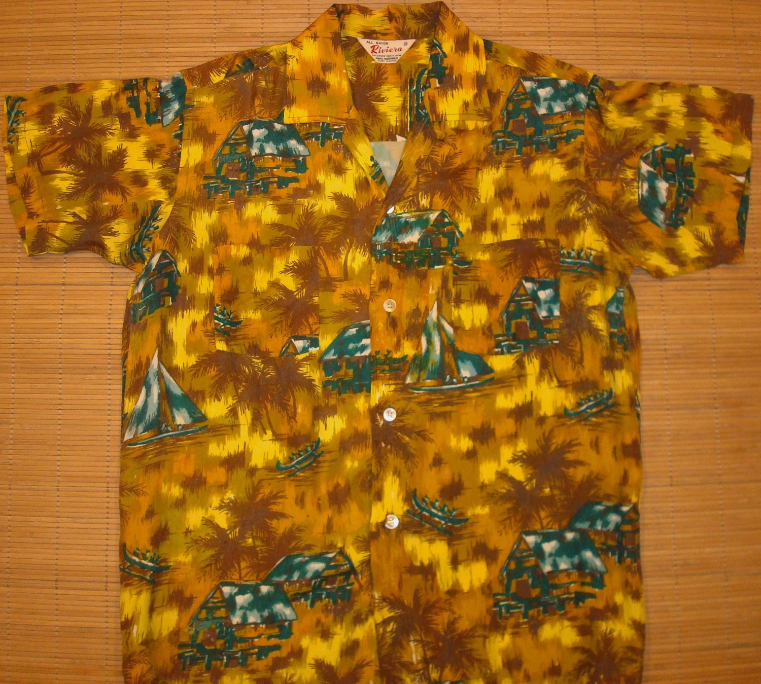 Mens Vintage 50s Riviera Rayon Island Style Hawaiian Aloha Shirt - M - The Hana Shirt Co Mens Vintage 50s Riviera Rayon Island Style Hawaiian Aloha Shirt - M - The Hana Shirt Co