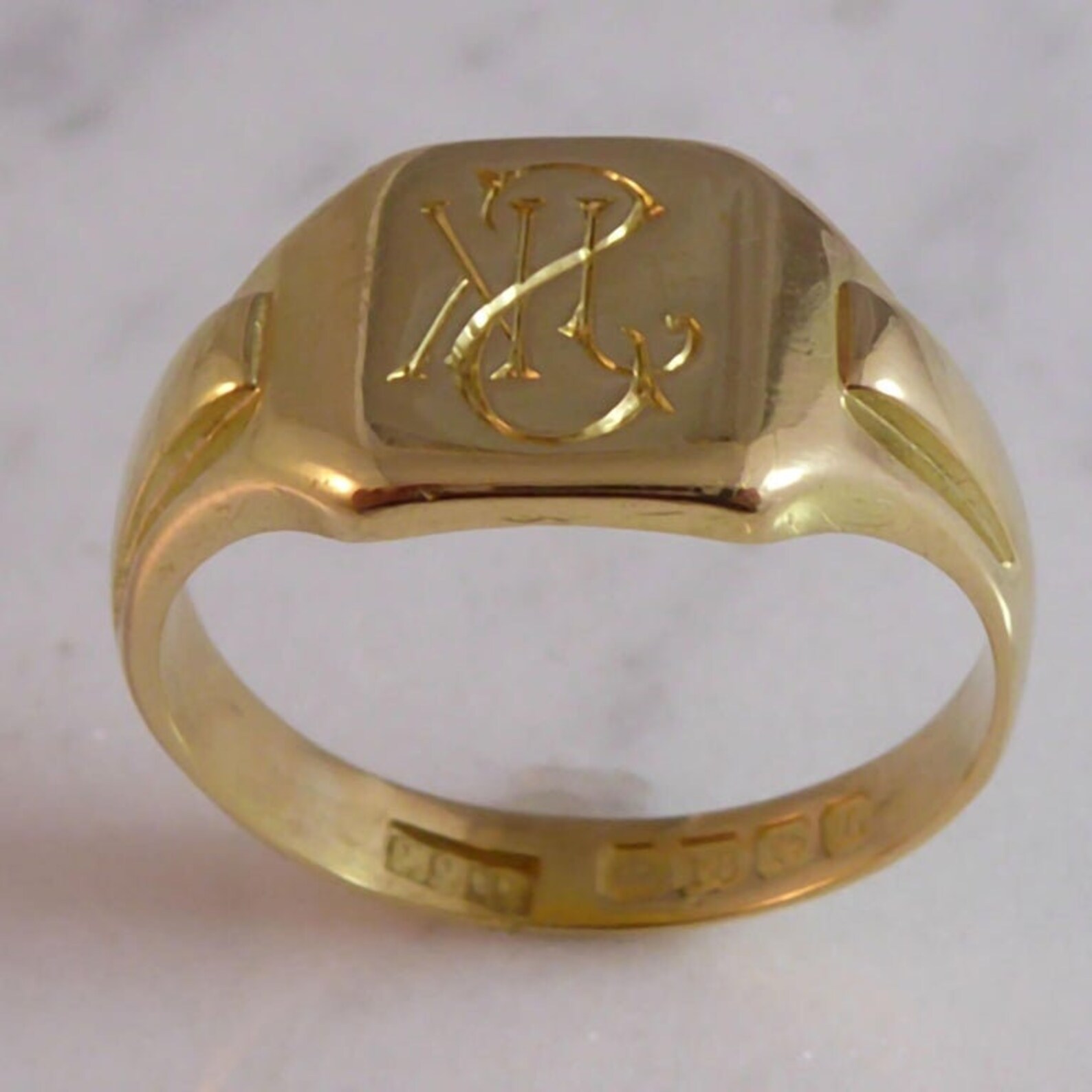 Vintage Gold Ring Initialled Engraved Seal 18 Carat Etsy