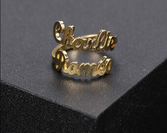 Anillo ajustable con nombres de pareja