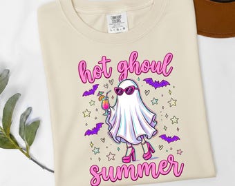 Hot Ghoul Summer Shirt, Spooky Summer Tee, Cute Ghost Pastel Goth Top, Funny Halloween in July Comfort Colors 1717