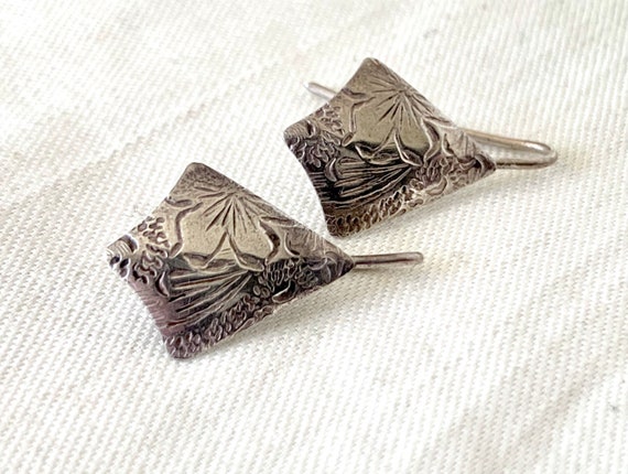 Sterling Silver Earrings Small Etched Dangles Vin… - image 6