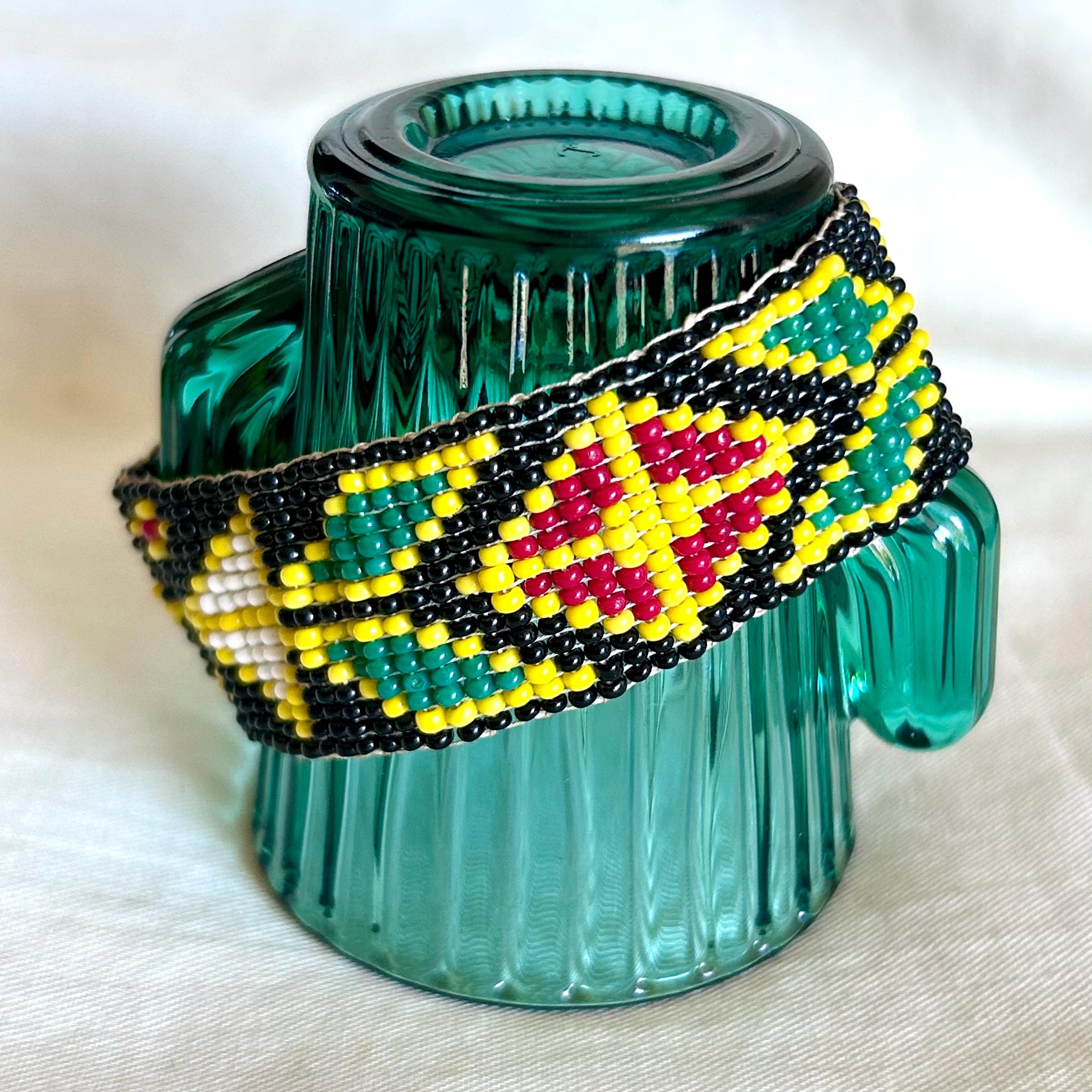 Native American like new vintage hand beaded 7”Women\'s Bracelet slide closure Beaded Native American Bracelet - Navajo (34bc608) - Mission  main image 4