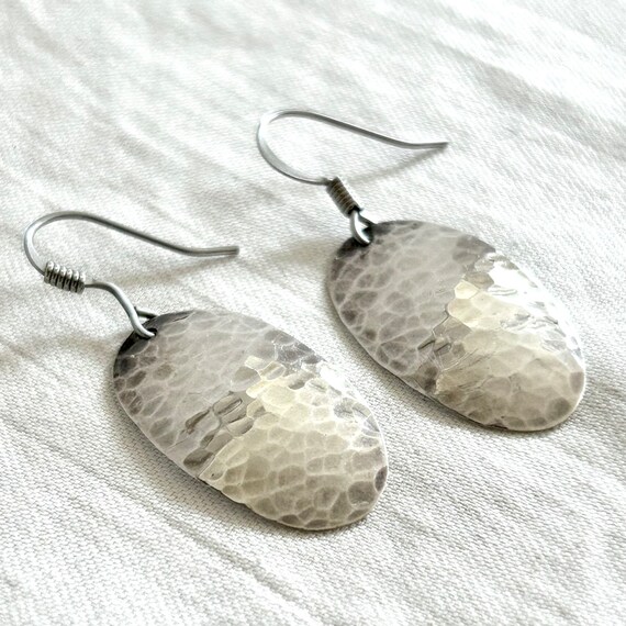 Hammered Sterling Silver Oval Dangle Earrings Vin… - image 5