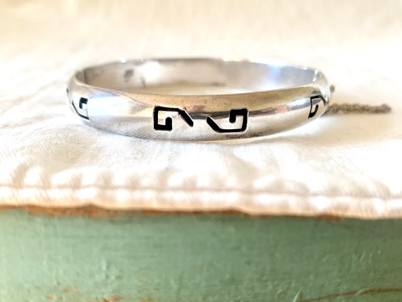 stamped 925 solid Mexico 925 silver wave hinged bangle 7.25 Vintage 330675 Sterling silver handmade bracelet