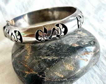 Bracelet Antique Roses Anciennes - Placage Argent, Style Art Déco - France - Occasion
