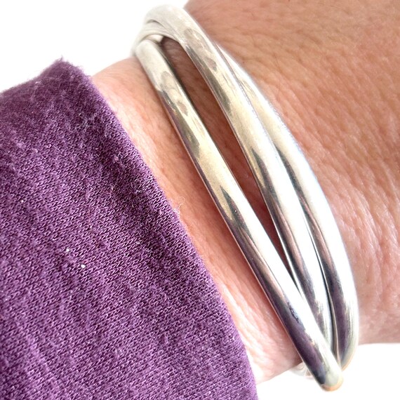 Vintage Interlocking Bangle Bracelets Set of 3 Si… - image 4