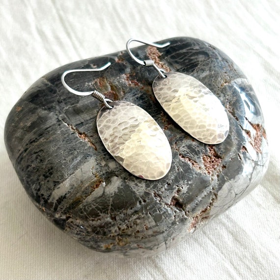 Hammered Sterling Silver Oval Dangle Earrings Vin… - image 1