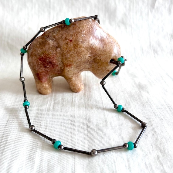 Vintage Turquoise Nugget Necklace: Southwestern Liquid Silver