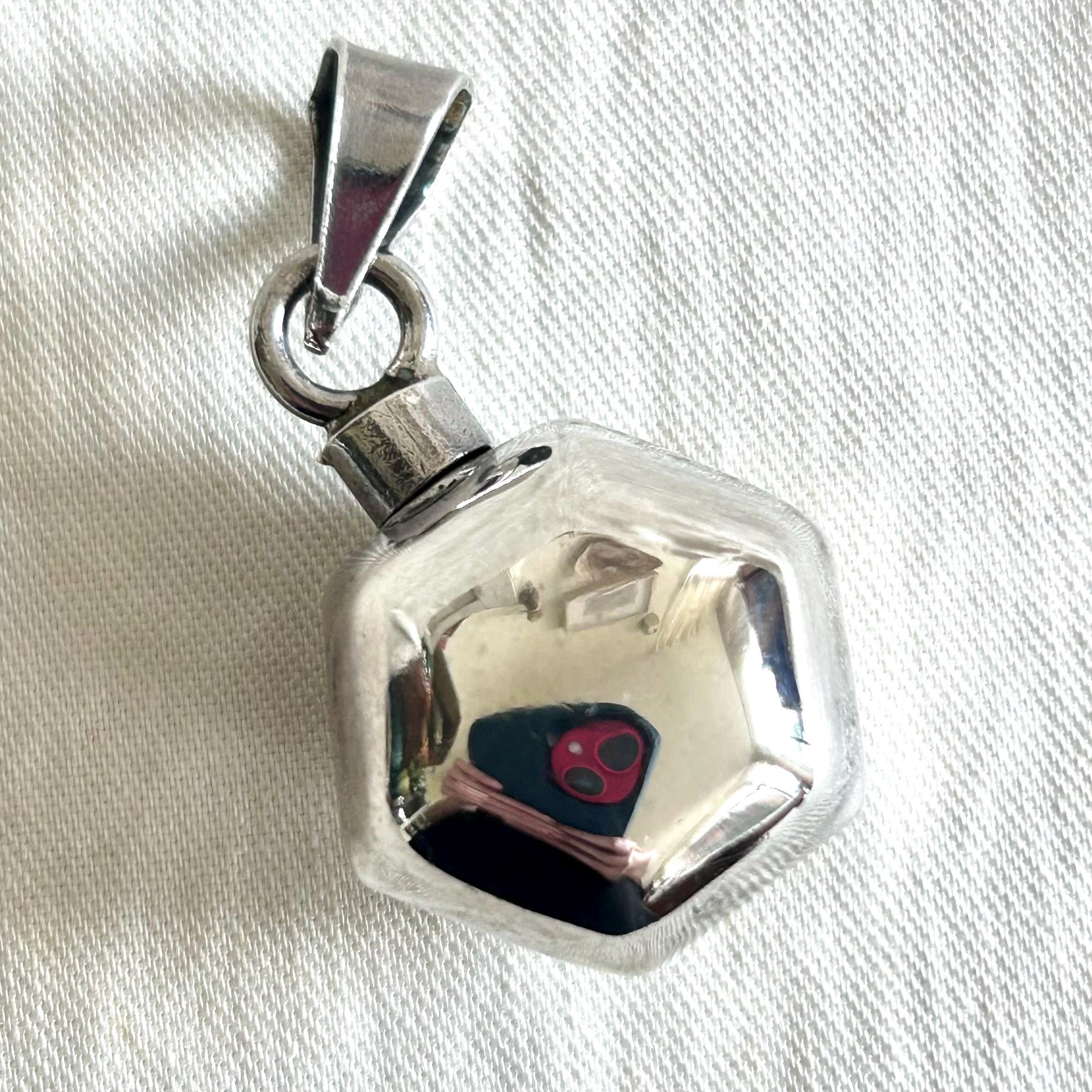 Vintage perfume bottle necklace - Etsy 日本
