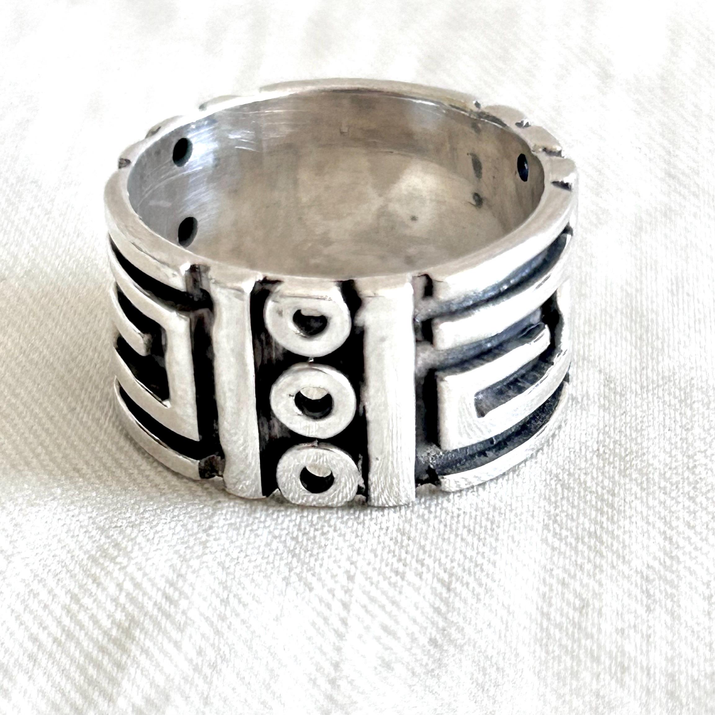 Mexican Cigar Band Size 6.5 Aztec Mayan Design Vintage Sterling