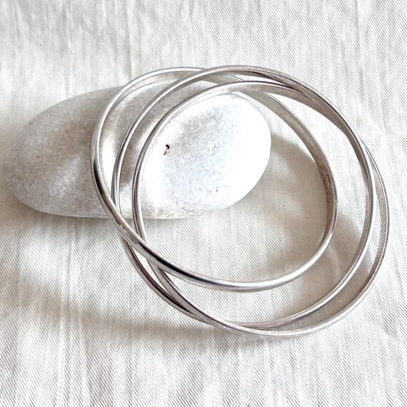 Vintage Interlocking Bangle Bracelets Set of 3 Si… - image 2