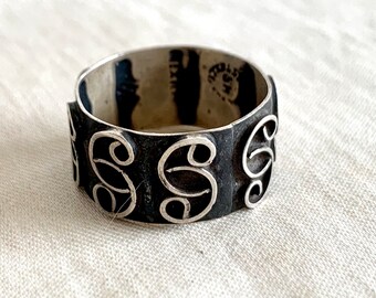 Antique Mexican Cigar Band: Size 8.5 Sterling Silver Swirl