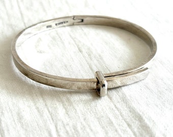 Mexican Belt Bracelet Vintage Thin Sterling Silver Hinged Bangle Size 6 3/4 Medium Modern Minimalist Made in Mexico