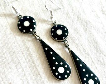 Long Mexican Statement Earrings Black and White Resin Alpaca Tourist Jewelry Mod Polka Dots Vintage Dangles