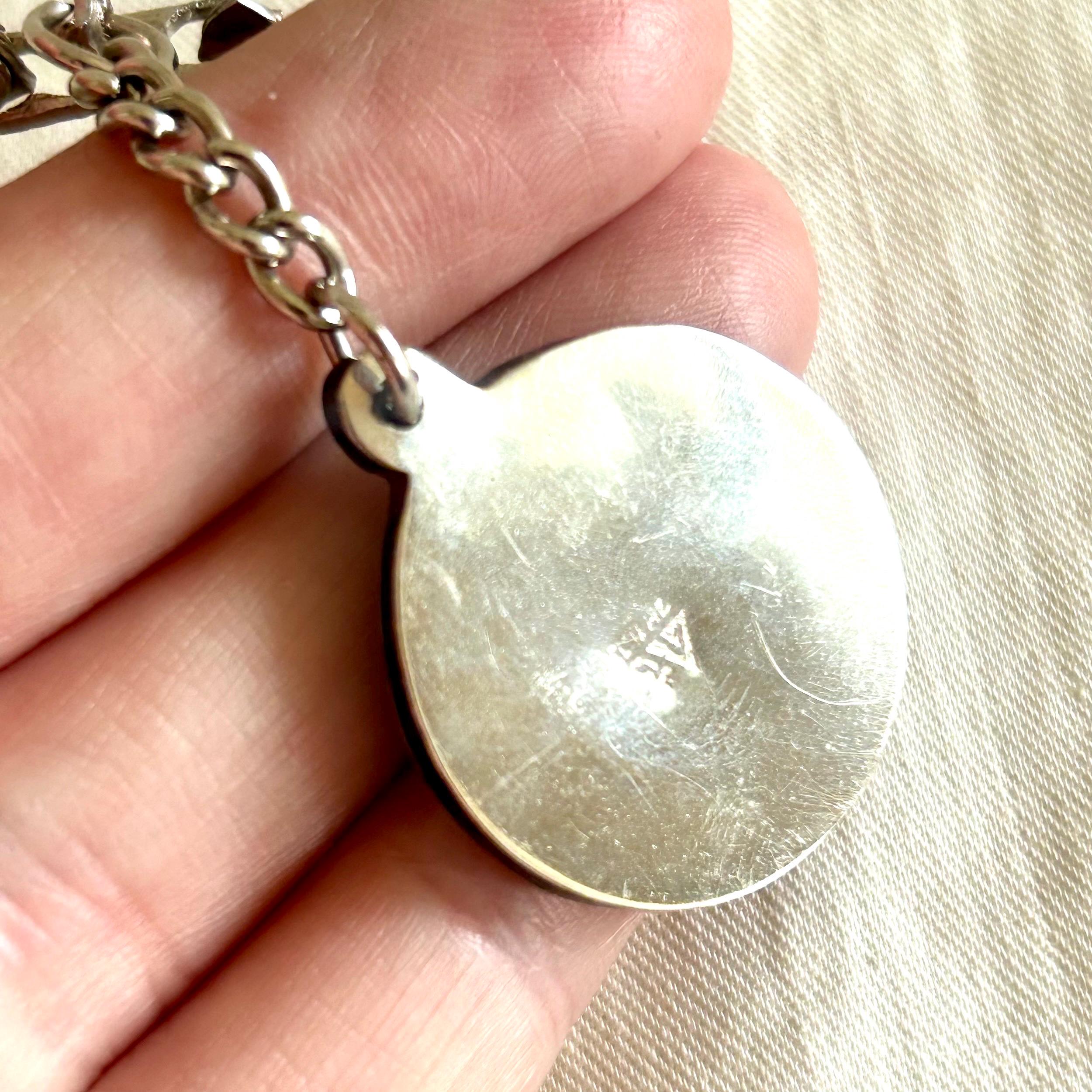 Acxico Lot de 2 porte-clés vintage en argent avec calendrier perpétuel de 50 ans