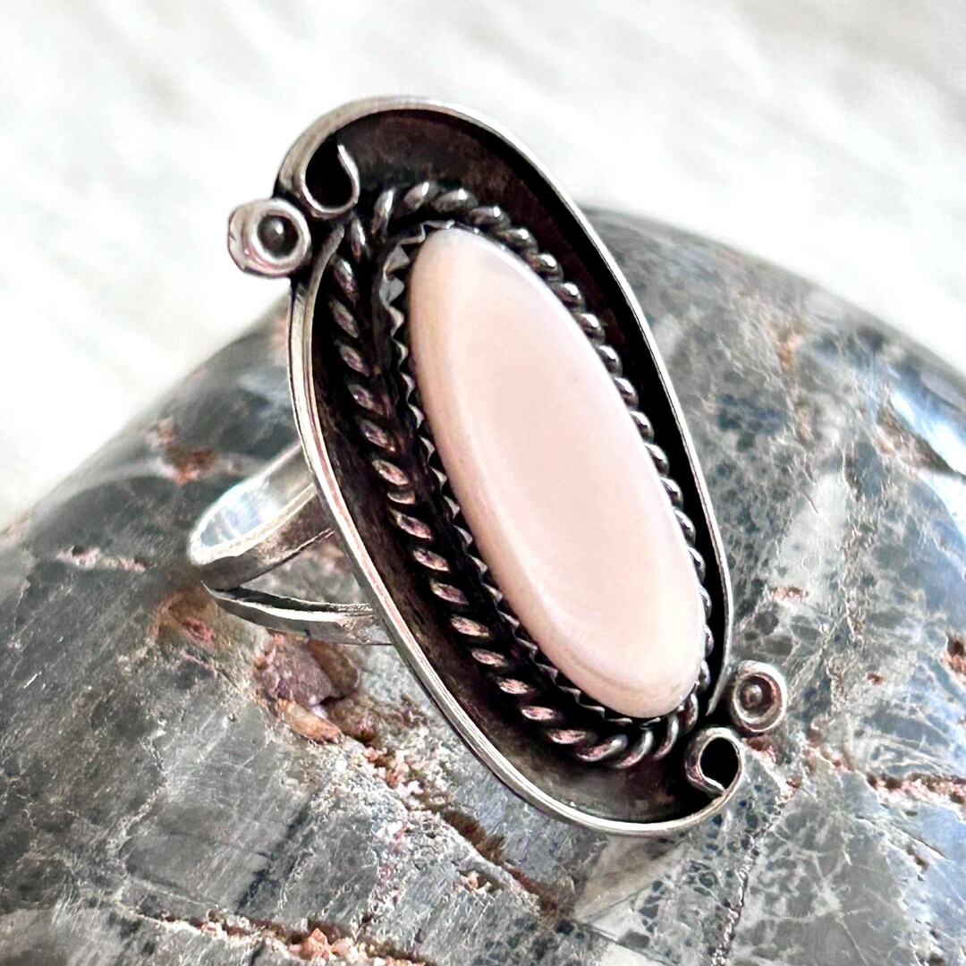 Pink Mother of Pearl Ring: Southwestern Vintage Sterling Silver