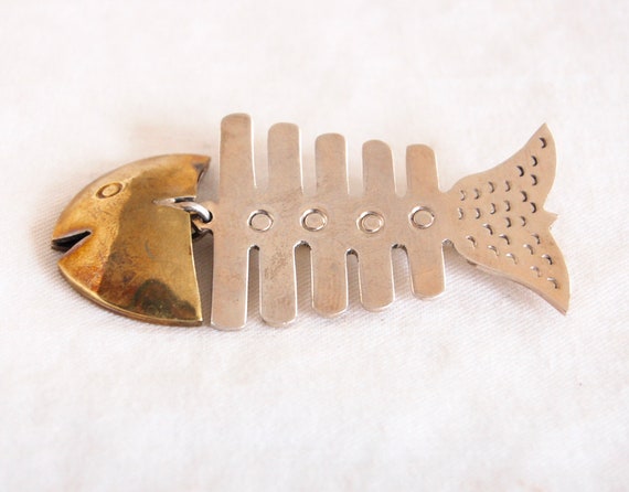 Mexican Fish Skeleton Brooch Pin Vintage Sterling… - image 1