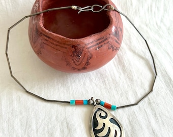 Vintage Southwest Necklace Hopi Trading Post Native Motif Liquid Silver Jewelry 15 Inch Choker Length