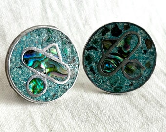 Mid Century UFO Earrings Mexican Modernist Screw Back Non Pierced Blue Green Stone and Abalone Discs Old Mexico Sterling Silver