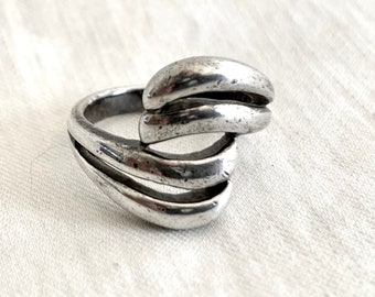 Abstract Ring Size 7 .5 Sterling Silver Vintage Modernist Jewelry Faux Wrap Band Wave