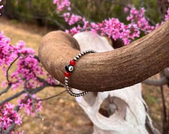 Lucky 8 ball bracelet