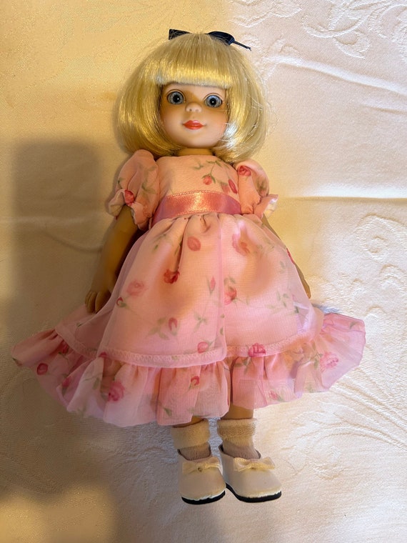 Robert tonner doll company hotsell