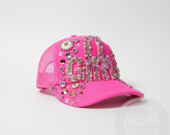 Custom verfraaide truckerpet IT GIRL | Handgemaakt | De Glam'More-collectie van @thatkandice