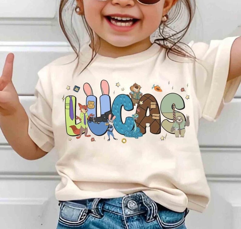 Camiseta con nombre personalizado de los personajes de Zootopia 2 de Disneyland, camiseta de Judy Hopps, Nick Wilde y Gary DeSnake, viaje familiar a Disneyland, cumpleaños de Zootopia 2 para niña. imagen 2