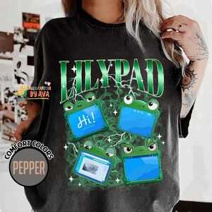 LilyPad Bootleg Shirt, Toy Story 5 Movie Shirt, Lilypad Buzz Lightyear Woody Jessie Toy Story Land, You've Got a Friend In Me Tee Bild 5