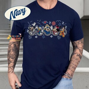 Disneyland Cruise Shirt, Mickey and Friends Nautical Tee, Comfort Colors Disneyland Vacation Top, Cruise Group Shirt, Disneyland Family Gift zdjęcie 4