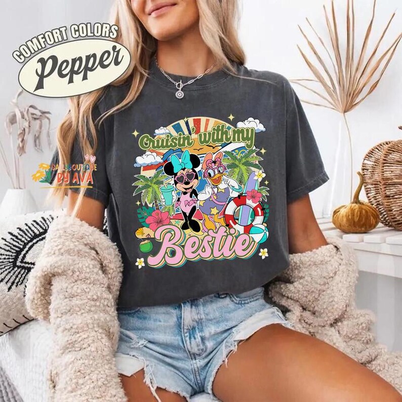 Camiseta de Minnie Daisy de Disneyland para el verano, Crucero con mi mejor amiga, Camiseta del crucero de chicas de Disneyland de verano 2026, Camiseta de mejores amigas, Viaje de chicas con mejores amigas imagen 2
