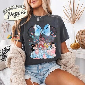 Disneyland Princess Happy Independence Day Shirt, Disneyland Castle US Flag Freedom 4th of July Shirt, Disneyland Family 250 Years Shirts image 3