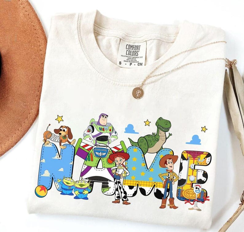 Camiseta personalizada de Toy Story con nombre, camiseta personalizada de Buzz, Woody y Jessie de Disneyland, camiseta personalizada para niño y niña, viaje familiar a Disneyland 2026 imagen 3