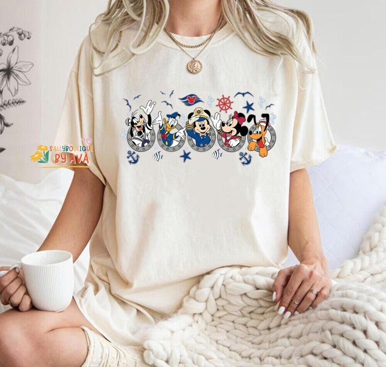 Disneyland Cruise Shirt, Mickey and Friends Nautical Tee, Comfort Colors Disneyland Vacation Top, Cruise Group Shirt, Disneyland Family Gift zdjęcie 3