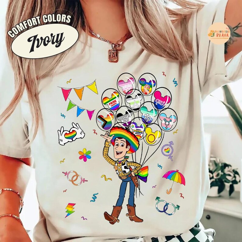 Camiseta LGBT de Toy Story para Disneyland, Camiseta LGBT de Disneyland, Camiseta Rainbow Toy Friends, Camiseta de dibujos animados para el orgullo, Conjunto para el mes del orgullo, Camiseta LGBT imagen 3