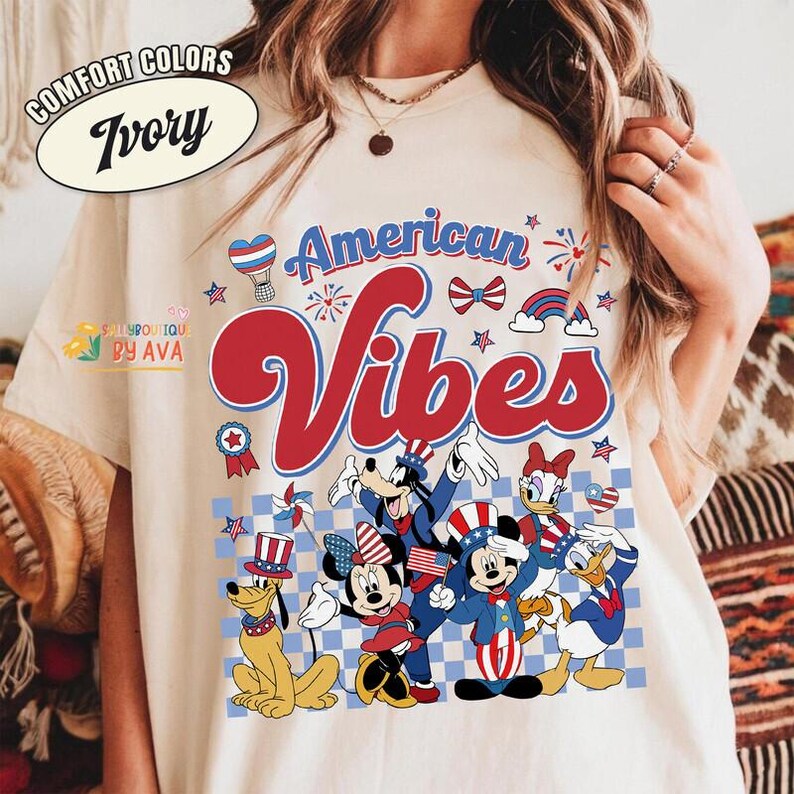 Mickey And Friends Disneyland America Vibes Happy 4Th Of July Shirt, Disneyland Memorial Day 2026, Independence Day, Disneyland Family Tees afbeelding 2