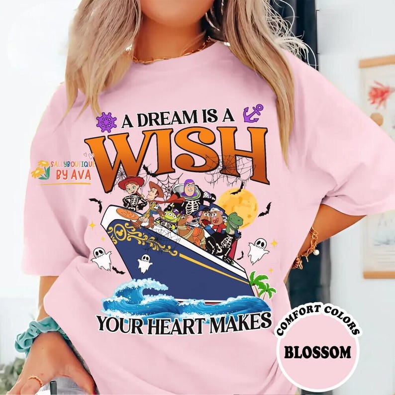 Toy Story Halloween Shirt 2026, Disneyland Cruise Trip Tee, Comfort Colors Spooky Shirt, Pixar Family Vacation Top, Gift for Her imagem 3