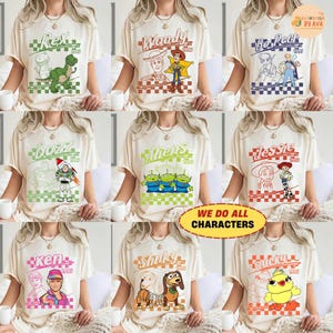 Retro Disneyland Pixar Toy Story All Characters Checkered Signature Shirt, Woody, Buzz, Jessie, Bo Peep, Personalized Group Matching Tee Bild 1