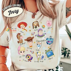 Watercolor Toy Story 5 Characters Tshirt, Lilypad Buzz Lightyear Woody Jessie Toy Story Land You've Got a Friend In Me Adult & Kids shirt afbeelding 4