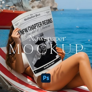 Puede incluir: Una maqueta de periódico con el titular "NEW CHAPTER BEGINS" y el texto "You did it, Samira". La imagen muestra a una persona relajándose en una tumbona, sosteniendo el periódico frente a ella. El periódico también tiene el texto "CLASS OF 2027".