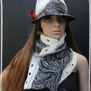 Black, white, grey, pink collar in handmade felt and silk &quot;Zebra&quot;