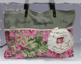 Sac blanc cassé, rose et vert en feutre artisanal et lin "Poudre d’Escampette"